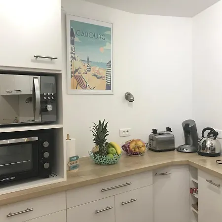 Joli Avec Jardin - La Maove Apartment Cabourg